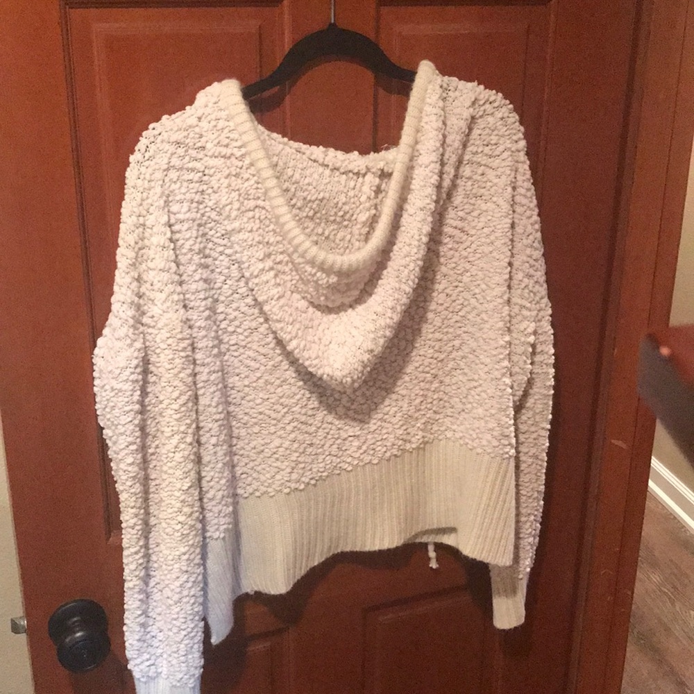 Sweater - Picture 2 of 3